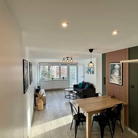 Apartament Aon Z Widokiem, 10Min Od Morza